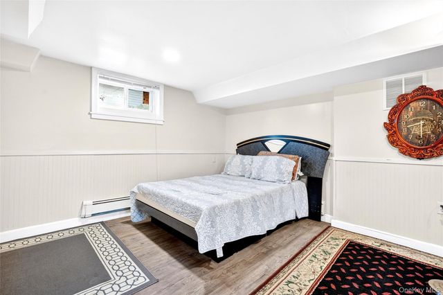 2 W Stone Street, Newburgh, NY 12550