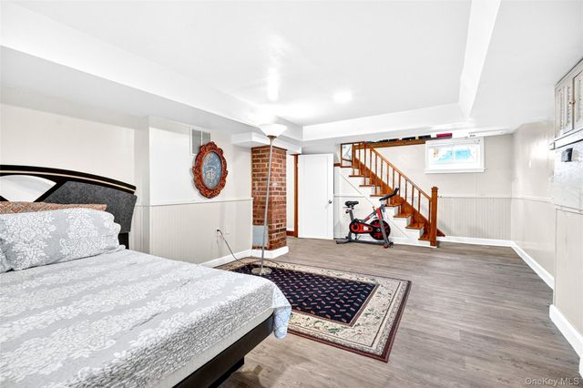 2 W Stone Street, Newburgh, NY 12550