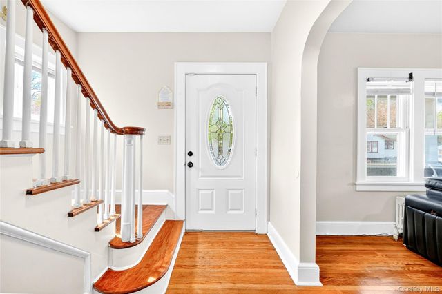 2 W Stone Street, Newburgh, NY 12550