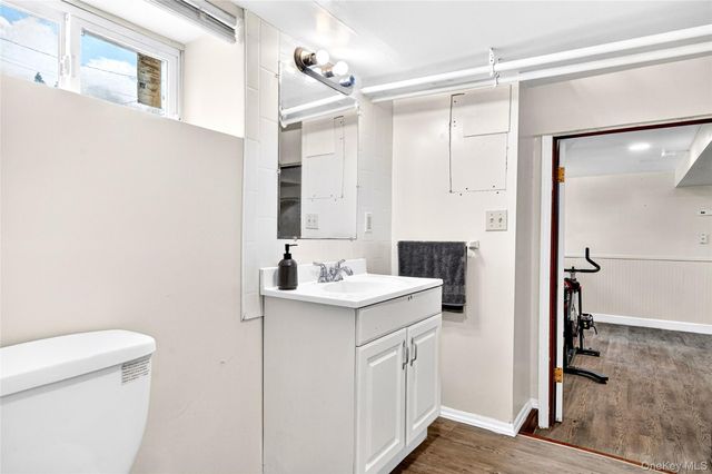 2 W Stone Street, Newburgh, NY 12550