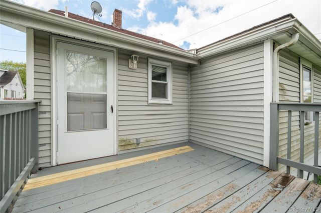 2 W Stone Street, Newburgh, NY 12550