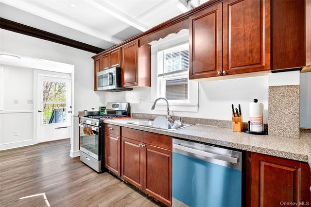 2 W Stone Street, Newburgh, NY 12550