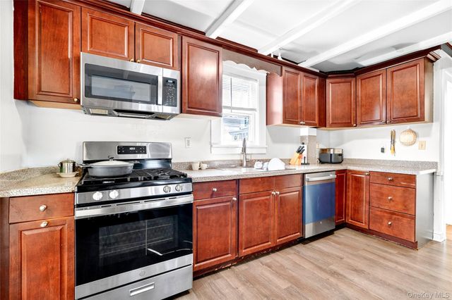 2 W Stone Street, Newburgh, NY 12550