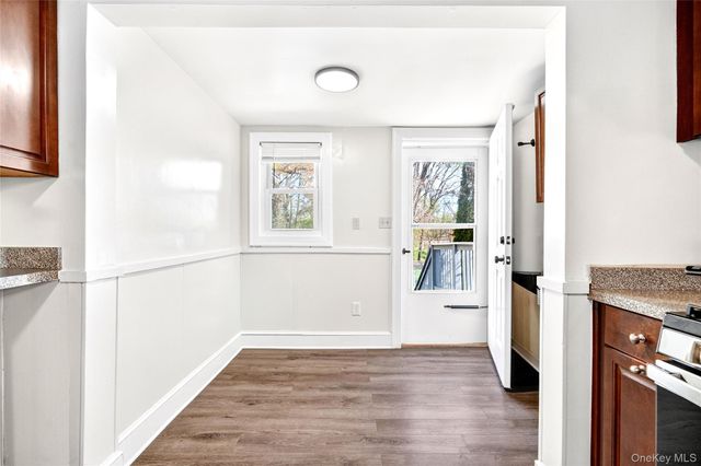 2 W Stone Street, Newburgh, NY 12550