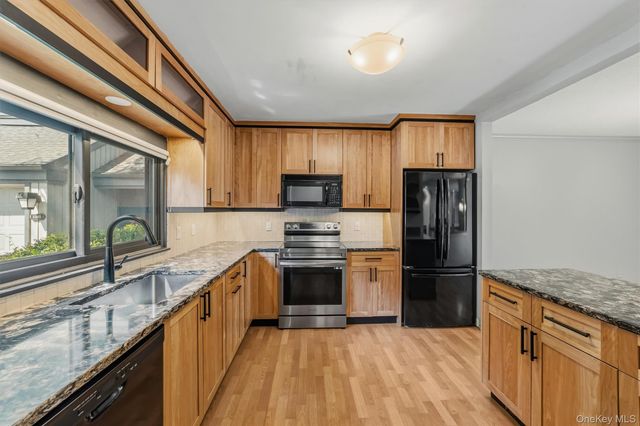 358 Heritage Hills C, Somers, NY 10589