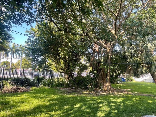 1784 Normandy Dr 4, Miami Beach, FL 33141