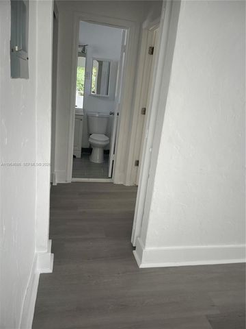 1784 Normandy Dr 4, Miami Beach, FL 33141