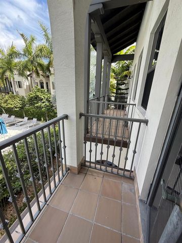 5186 NW 83rd Ct 5186, Doral, FL 33166