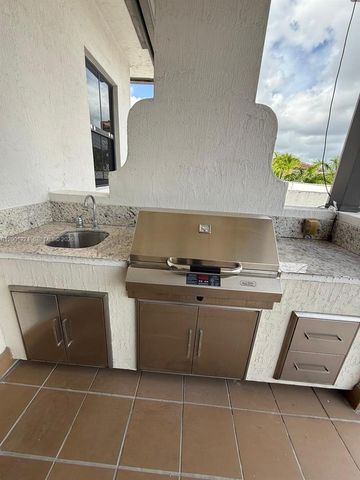 5186 NW 83rd Ct 5186, Doral, FL 33166