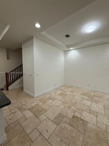 5186 NW 83rd Ct 5186, Doral, FL 33166