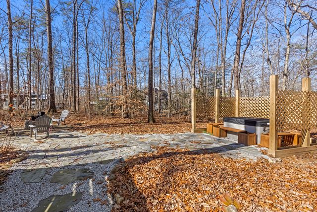 210 Mountain Laurel Lane, Monteagle, TN 37356