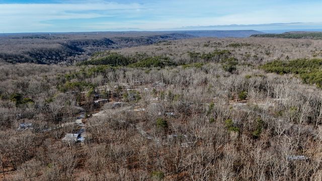 210 Mountain Laurel Lane, Monteagle, TN 37356