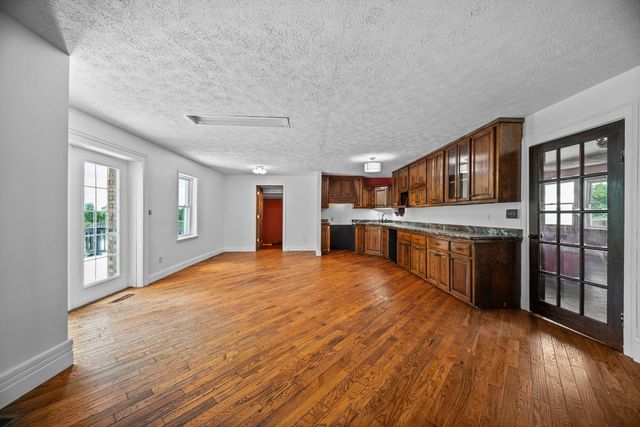 1729 MEADVILLE Road, Titusville, PA 16354