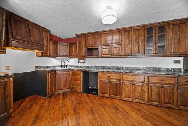 1729 MEADVILLE Road, Titusville, PA 16354