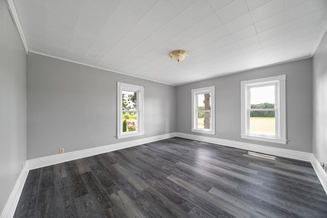 1729 MEADVILLE Road, Titusville, PA 16354