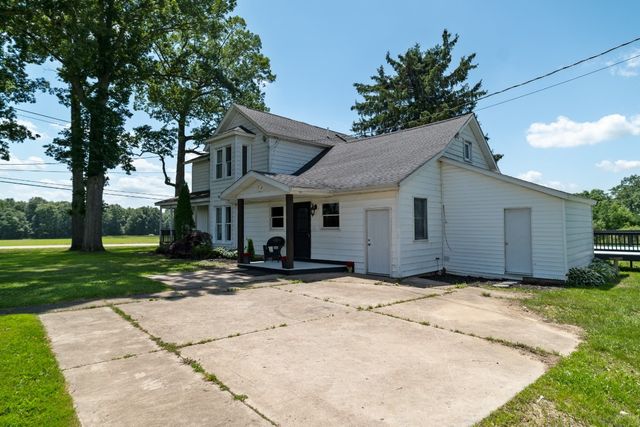 1729 MEADVILLE Road, Titusville, PA 16354