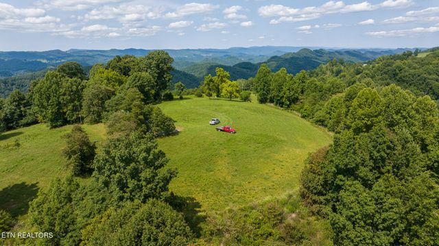 687 Big Springs Rd, Eidson, TN 37731
