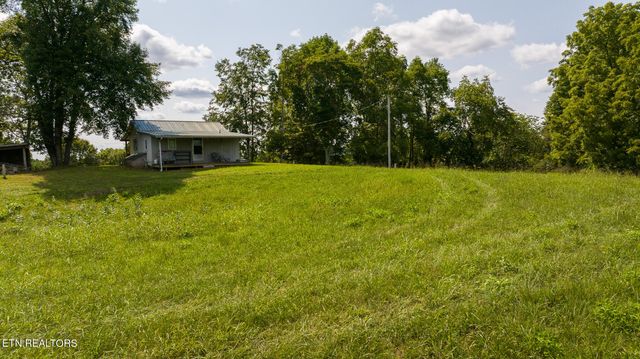 687 Big Springs Rd, Eidson, TN 37731