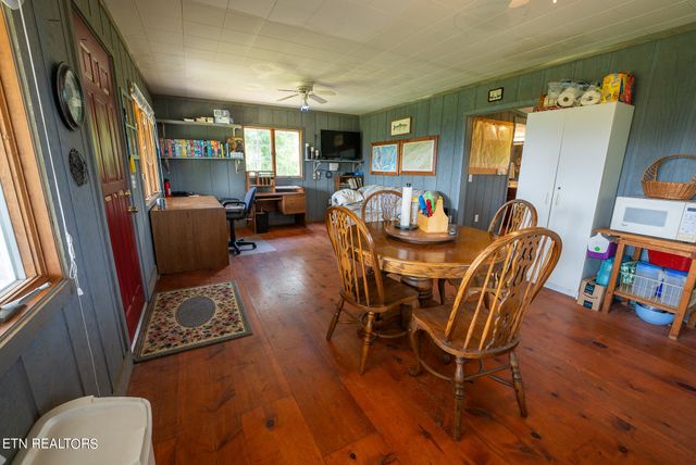 687 Big Springs Rd, Eidson, TN 37731