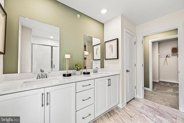 6038 FREESTONE BLVD, Middletown, DE 19709