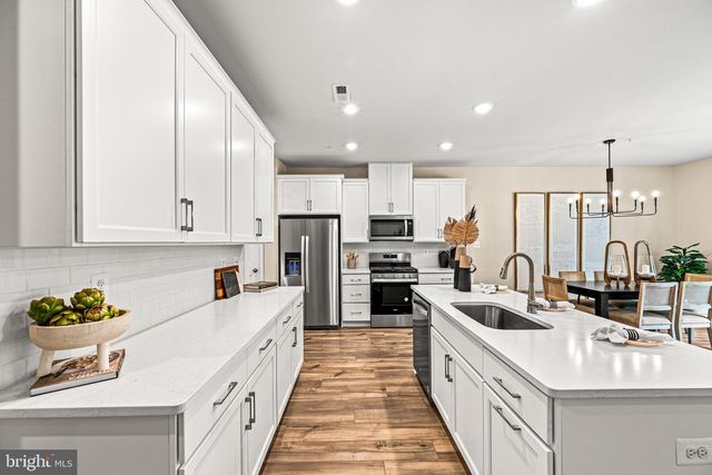 6038 FREESTONE BLVD, Middletown, DE 19709
