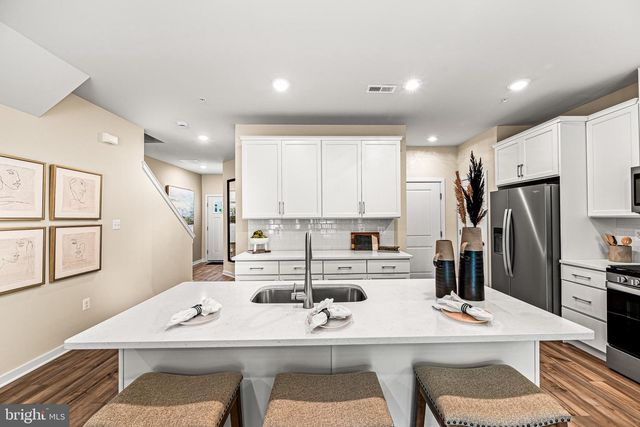 6038 FREESTONE BLVD, Middletown, DE 19709
