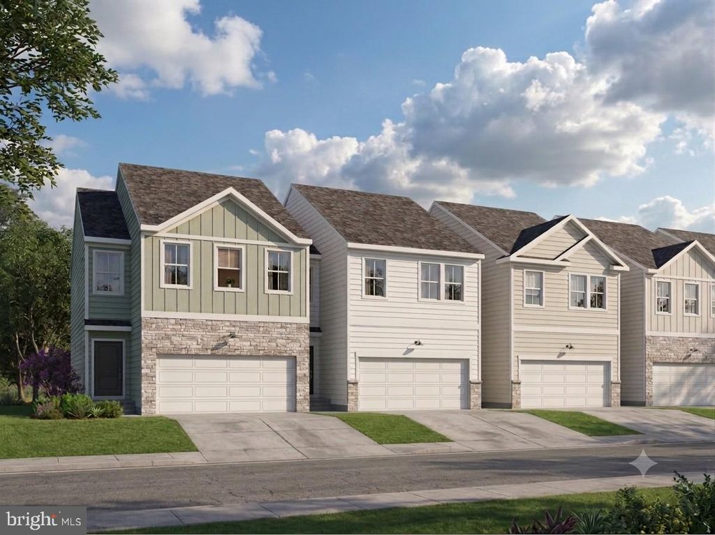 6038 FREESTONE BLVD, Middletown, DE 19709