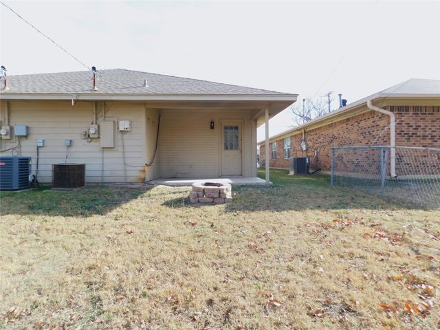 2212 Bernard Street, Denton, TX 76205