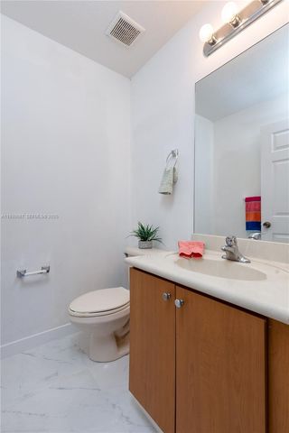 1009 SW 144th Ave 2701, Pembroke Pines, FL 33027