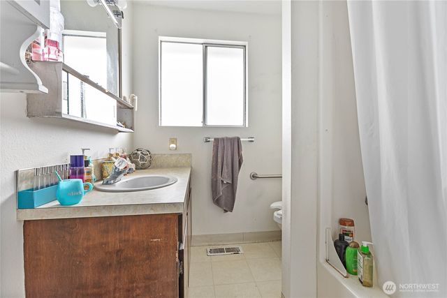 3340 Cherrywood Avenue, Bellingham, WA 98225