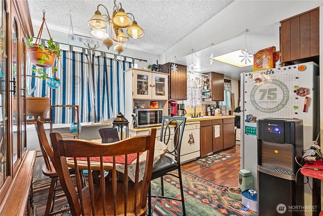 3340 Cherrywood Avenue, Bellingham, WA 98225