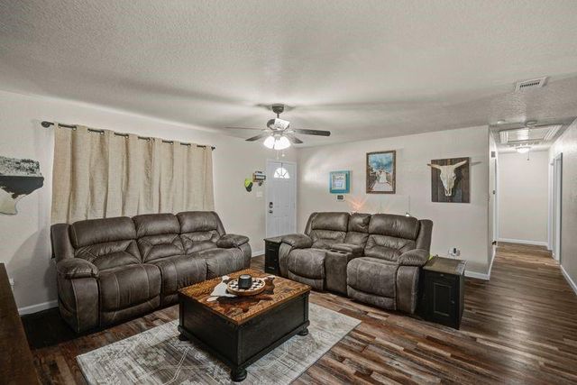 253 Briarcreek Street, Richwood, TX 77531