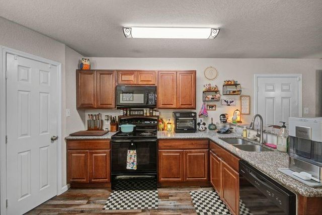 253 Briarcreek Street, Richwood, TX 77531