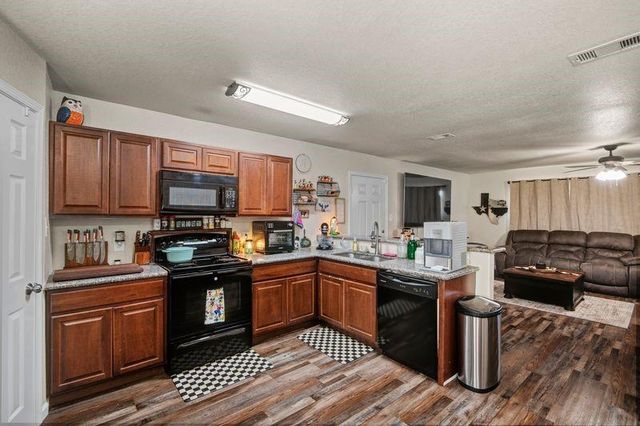 253 Briarcreek Street, Richwood, TX 77531