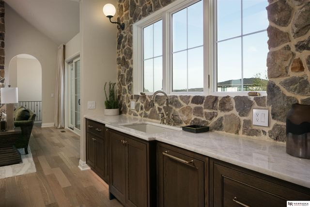 7100 NW 3rd Street, Lincoln, NE 68521