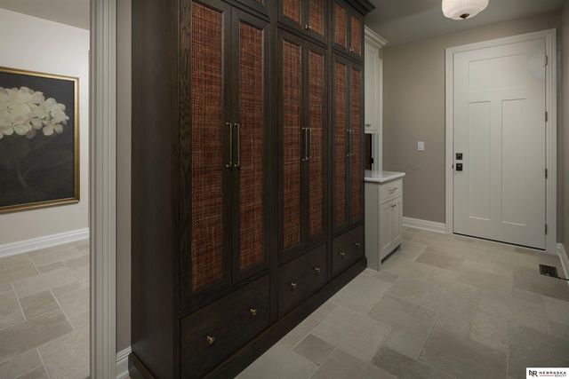 7100 NW 3rd Street, Lincoln, NE 68521