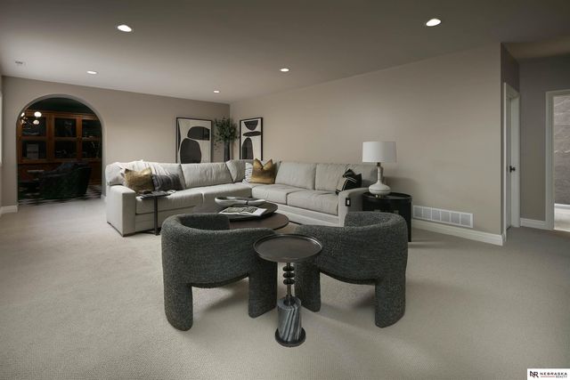 7100 NW 3rd Street, Lincoln, NE 68521