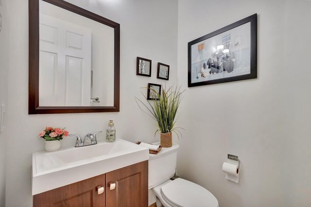 553 Gazetta Way, West Palm Beach, FL 33413