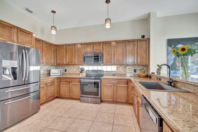 553 Gazetta Way, West Palm Beach, FL 33413