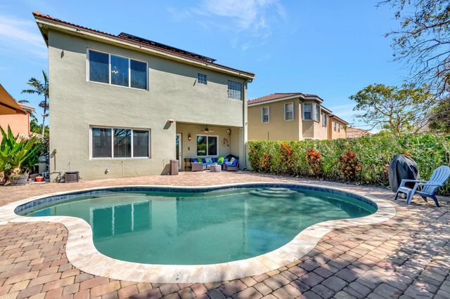 553 Gazetta Way, West Palm Beach, FL 33413