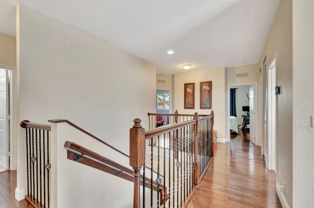 553 Gazetta Way, West Palm Beach, FL 33413
