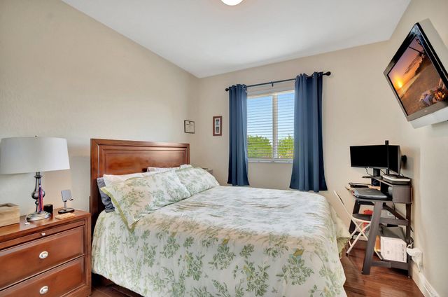 553 Gazetta Way, West Palm Beach, FL 33413