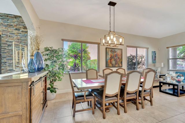 553 Gazetta Way, West Palm Beach, FL 33413