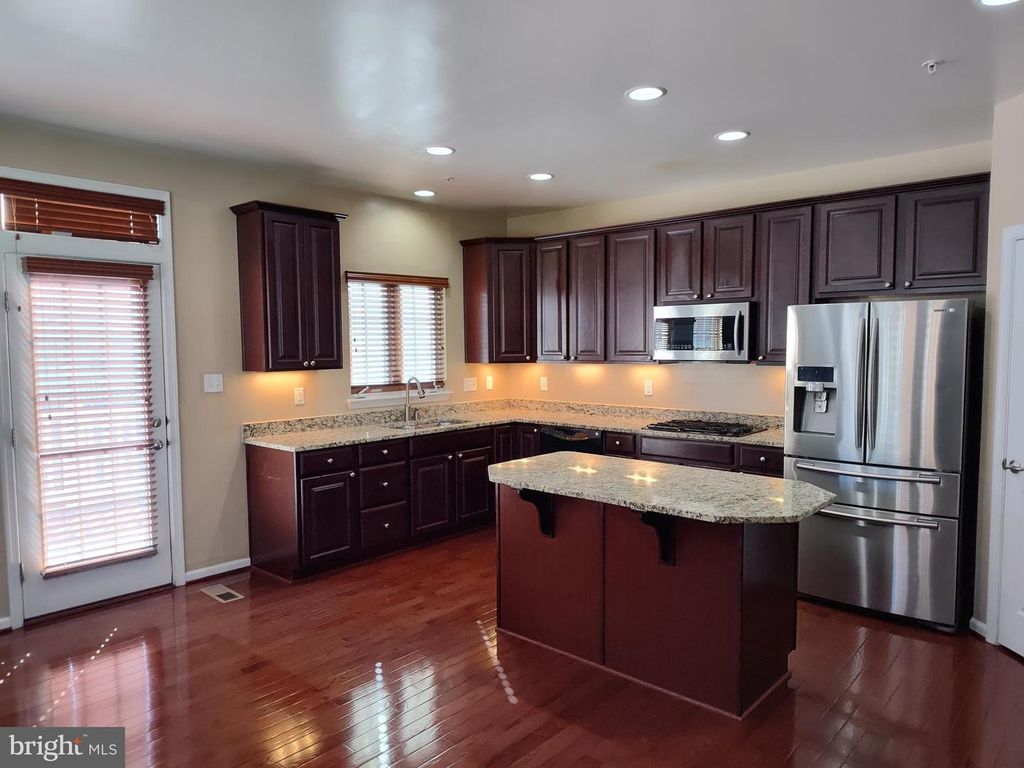 1022 IRONWOOD LN, Hanover, MD 21076