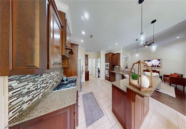 5401 S 61st Street, Rogers, AR 72758