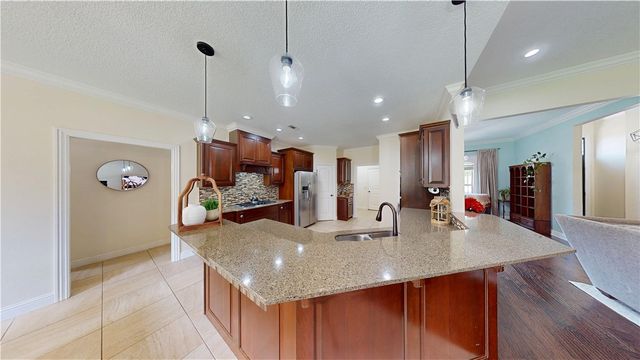 5401 S 61st Street, Rogers, AR 72758