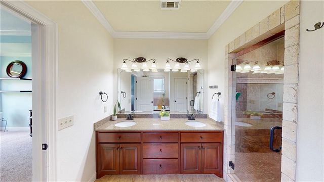5401 S 61st Street, Rogers, AR 72758