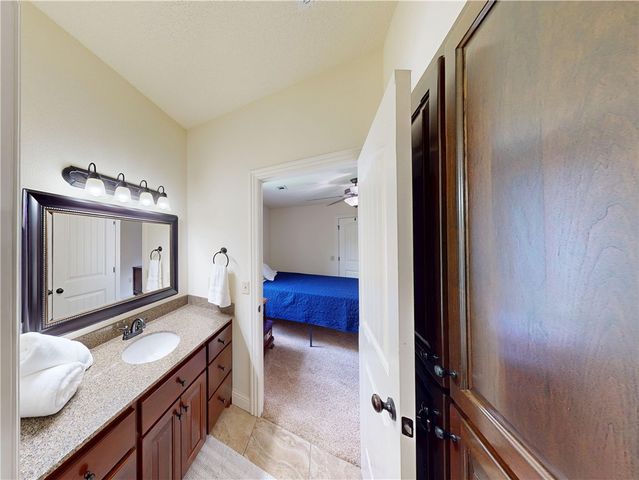 5401 S 61st Street, Rogers, AR 72758