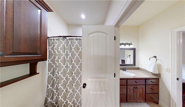 5401 S 61st Street, Rogers, AR 72758