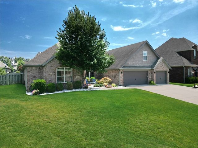 5401 S 61st Street, Rogers, AR 72758